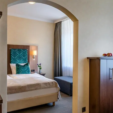 Insel 4* Bonn