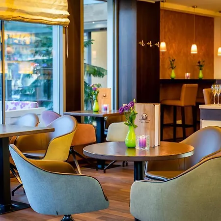 Insel Hotell 4*