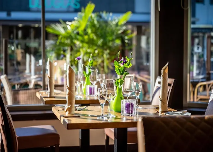 Insel - Superior 4* Bonn